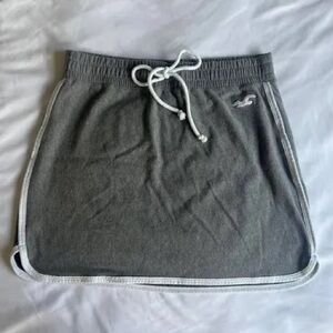 “Hollister” Gray Skirt